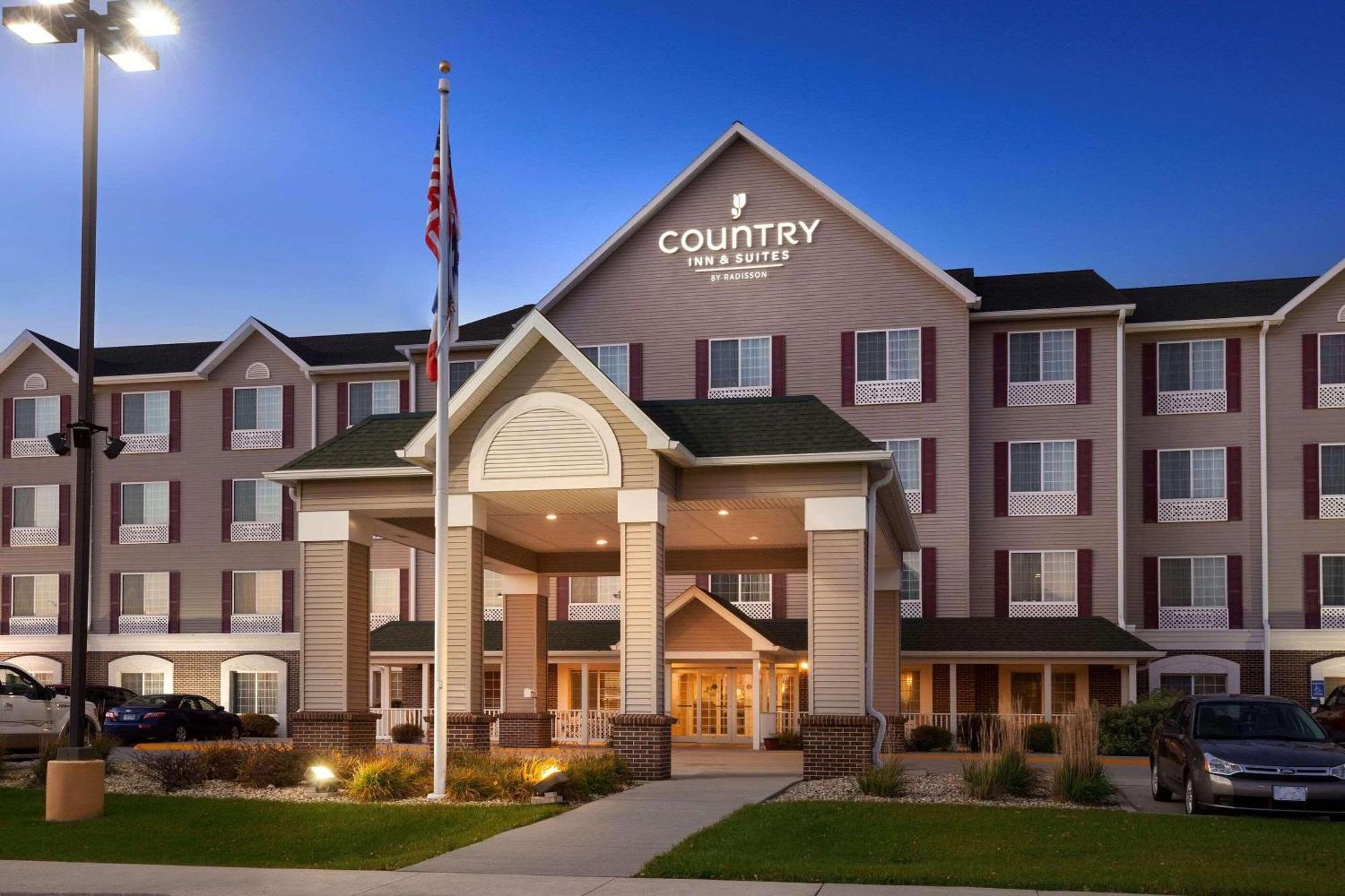 Country Inn & Suites By Radisson, Northwood, Ia Exterior foto